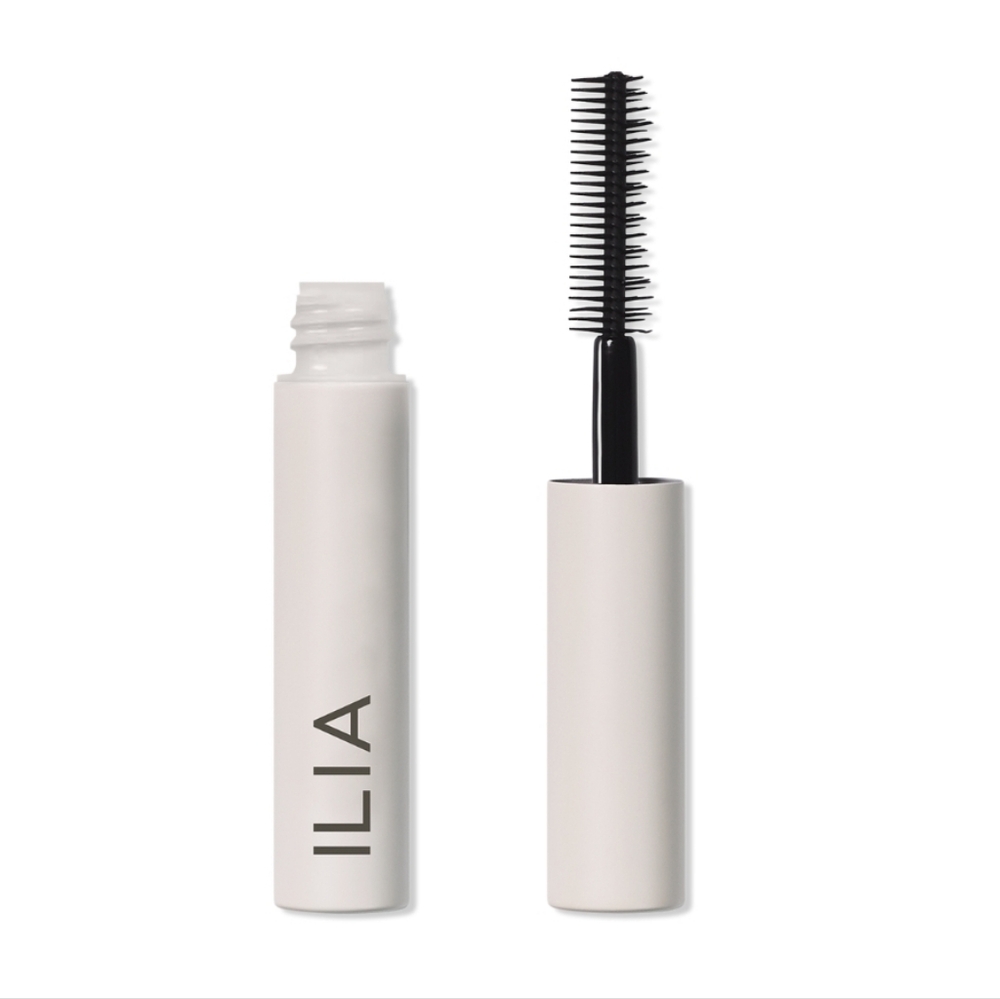 Makeup Bundle - Picture 13 of 16